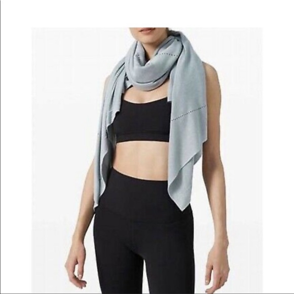 NWT Lululemon Open Mind Wrap Ocean Air Pale Blue One Size - Picture 10 of 16